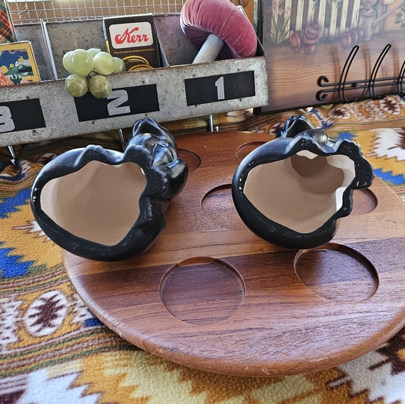 Gorgeous Black Cats Halloween Decor - Picture 4 of 4